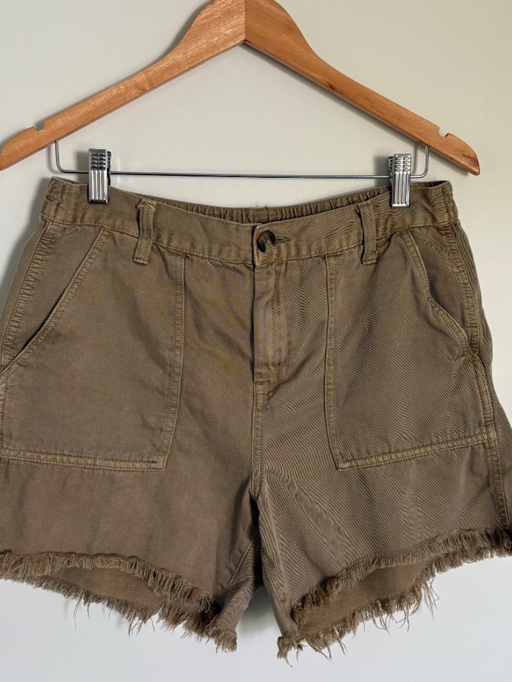 Aerie Adventure Shorts - Picture 2 of 12